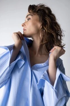 DeFacto Oversize Fit Basic Uzun Kollu Poplin %100 Pamuk Gömlek 15 DeFacto Oversize Fit Basic Uzun Kollu Poplin %100 Pamuk Gömlek -Tunik Style A1941AX 23SP BE550 04 03