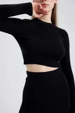 DeFacto Coool Slim Fit Bisiklet Yaka Triko Kazak -Tunik Style A2057AX 23AU BK27 04 02