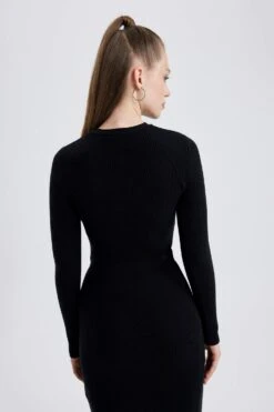 DeFacto Coool Slim Fit Bisiklet Yaka Triko Kazak -Tunik Style A2057AX 23AU BK27 05 02