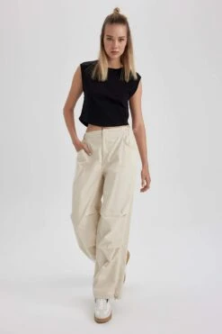 DeFacto Coool Paraşüt Gabardin %100 Pamuk Pantolon 16 DeFacto Coool Paraşüt Gabardin %100 Pamuk Pantolon -Tunik Style A2281AX 23SP BG33 06 02