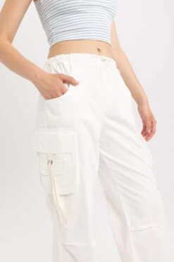 DeFacto Paraşüt Poplin %100 Pamuk Pantolon -Tunik Style A3160AX 23SP WT32 08 01