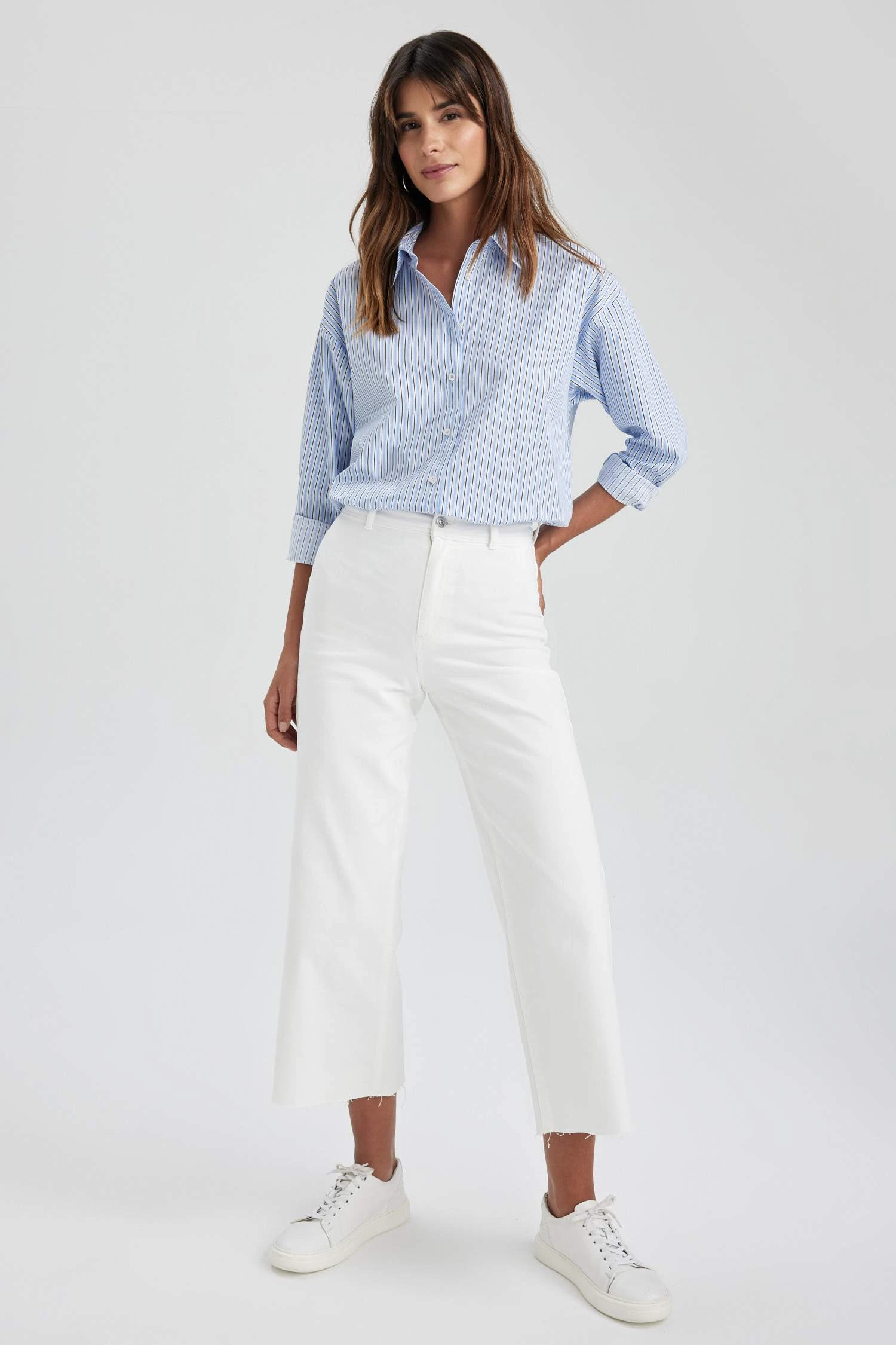 DeFacto Slim Flare Fit İspanyol Paça Yüksek Bel Jean Pantolon 6 DeFacto Slim Flare Fit İspanyol Paça Yüksek Bel Jean Pantolon – Bild 4