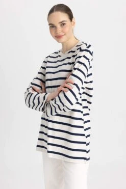 DeFacto Regular Fit Bisiklet Yaka Çizgili Uzun Kollu %100 Pamuk Tunik -Tunik Style A6453AX 23SM NV28 05 01