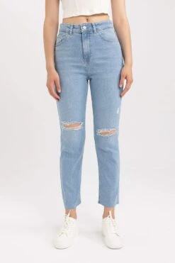 DeFacto Yırtık Detaylı Uzun Jean Pantolon