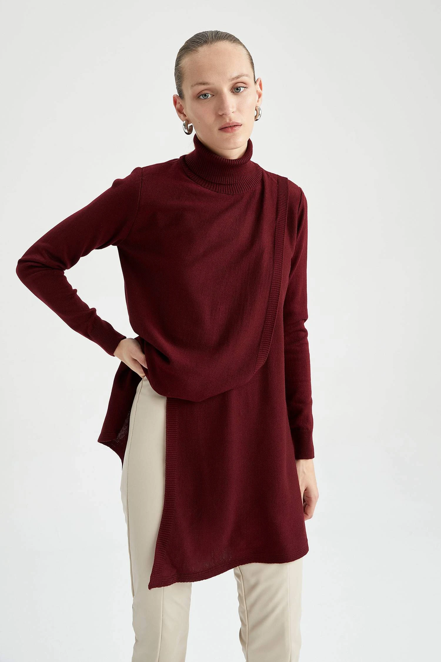 DeFacto Regular Fit Basic Boğazlı Yaka Triko Tunik 6 DeFacto Regular Fit Basic Boğazlı Yaka Triko Tunik – Bild 4