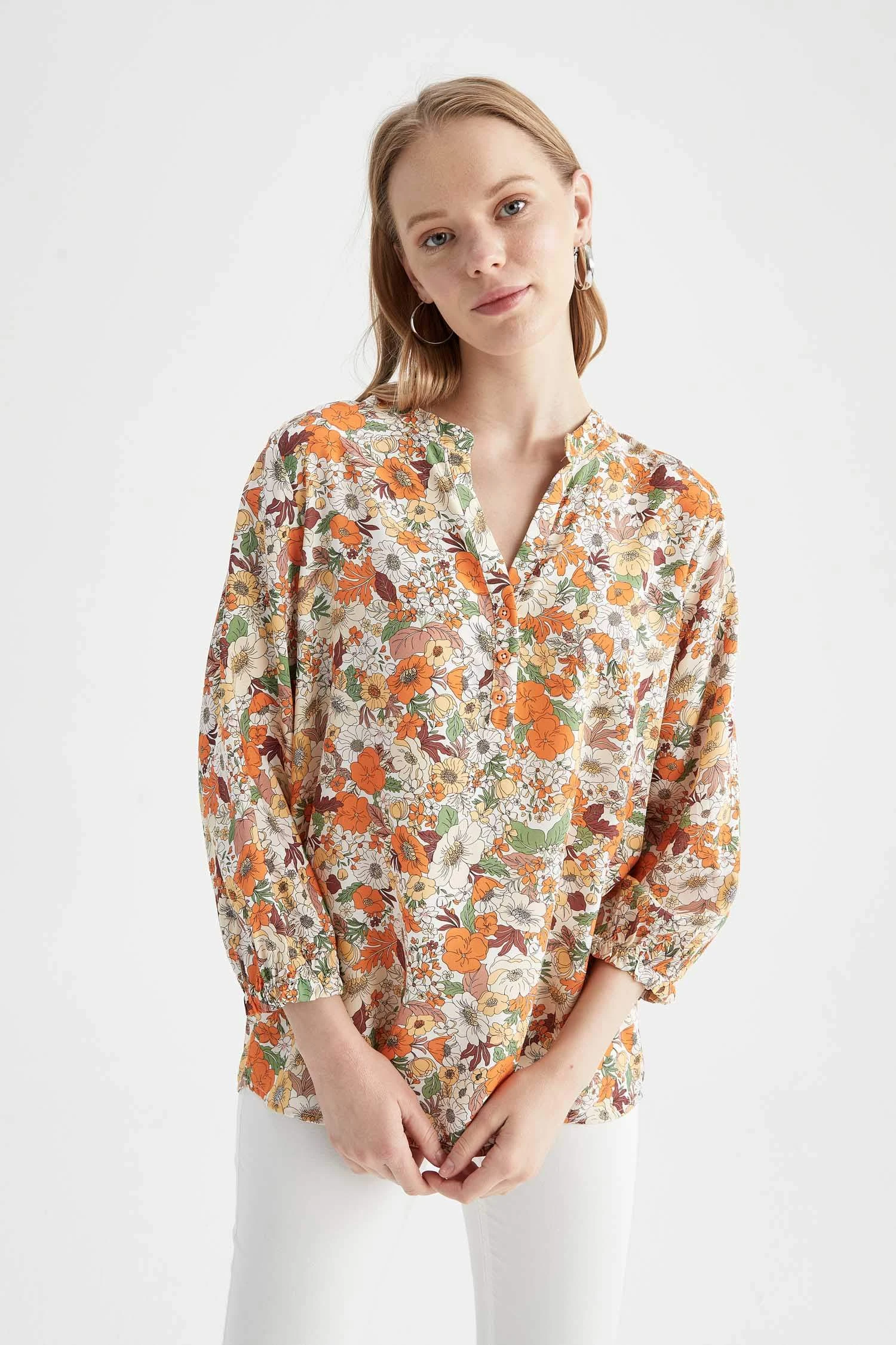 DeFacto Traditional Regular Fit Hakim Yaka Çiçek Desenli Gömlek 5 DeFacto Traditional Regular Fit Hakim Yaka Çiçek Desenli Gömlek – Bild 3