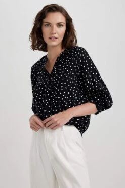 DeFacto Traditional Regular Fit Hakim Yaka Desenli Gömlek -Tunik Style I3708AZ 23SP BK81 03 03