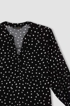 DeFacto Traditional Regular Fit Hakim Yaka Desenli Gömlek -Tunik Style I3708AZ 23SP BK81 08 02