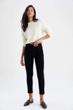 DeFacto Rebeca Fitilli Kadife Pantolon -Tunik Style I9444AZ 22WN BK27 06 02