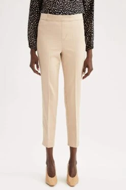 DeFacto Valentina Cigarette Düz Paça Saten Pantolon -Tunik Style J8743AZ 22SM BG352 03 01