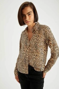 DeFacto Regular Fit Leopar Desenli Viskon Gömlek 12 DeFacto Regular Fit Leopar Desenli Viskon Gömlek -Tunik Style N2517AZ 22AU ER146 03 02
