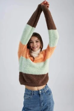 DeFacto Oversize Fit Balıkçı Yaka Kazak 16 DeFacto Oversize Fit Balıkçı Yaka Kazak -Tunik Style R1336AZ 22WN BN322 05 02