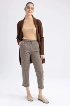 DeFacto Kazayağı Desenli Beli Bağcıklı Relax Fit Jogger Pantolon -Tunik Style T4089AZ 22AU BG197 02 03