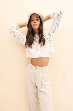 DeFacto Regular Fit Bisiklet Yaka Delik İşi Kazak