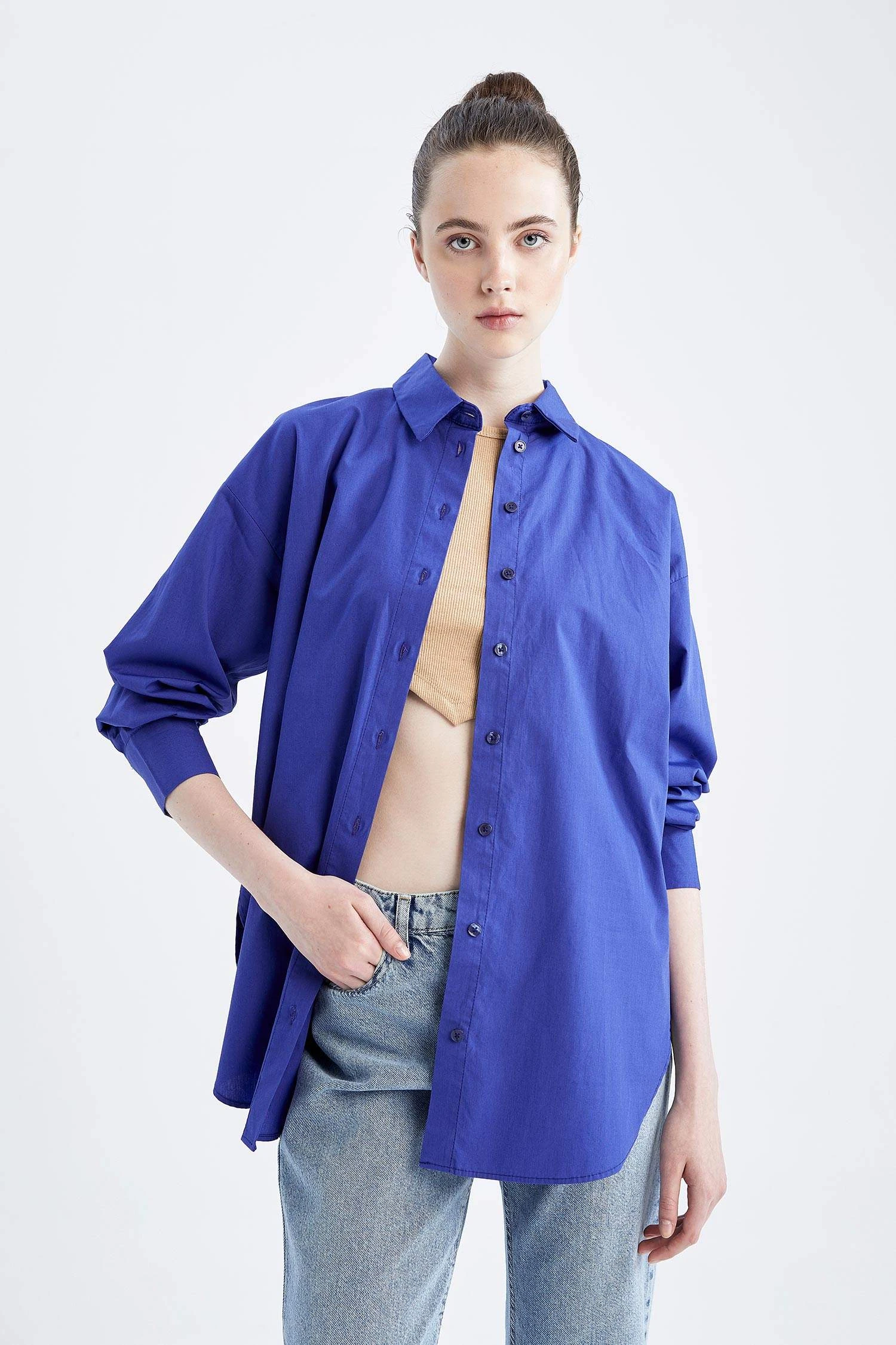 DeFacto Oversize Fit Gömlek Yaka Poplin Uzun Kollu %100 Pamuk Tunik 5 DeFacto Oversize Fit Gömlek Yaka Poplin Uzun Kollu %100 Pamuk Tunik – Bild 3