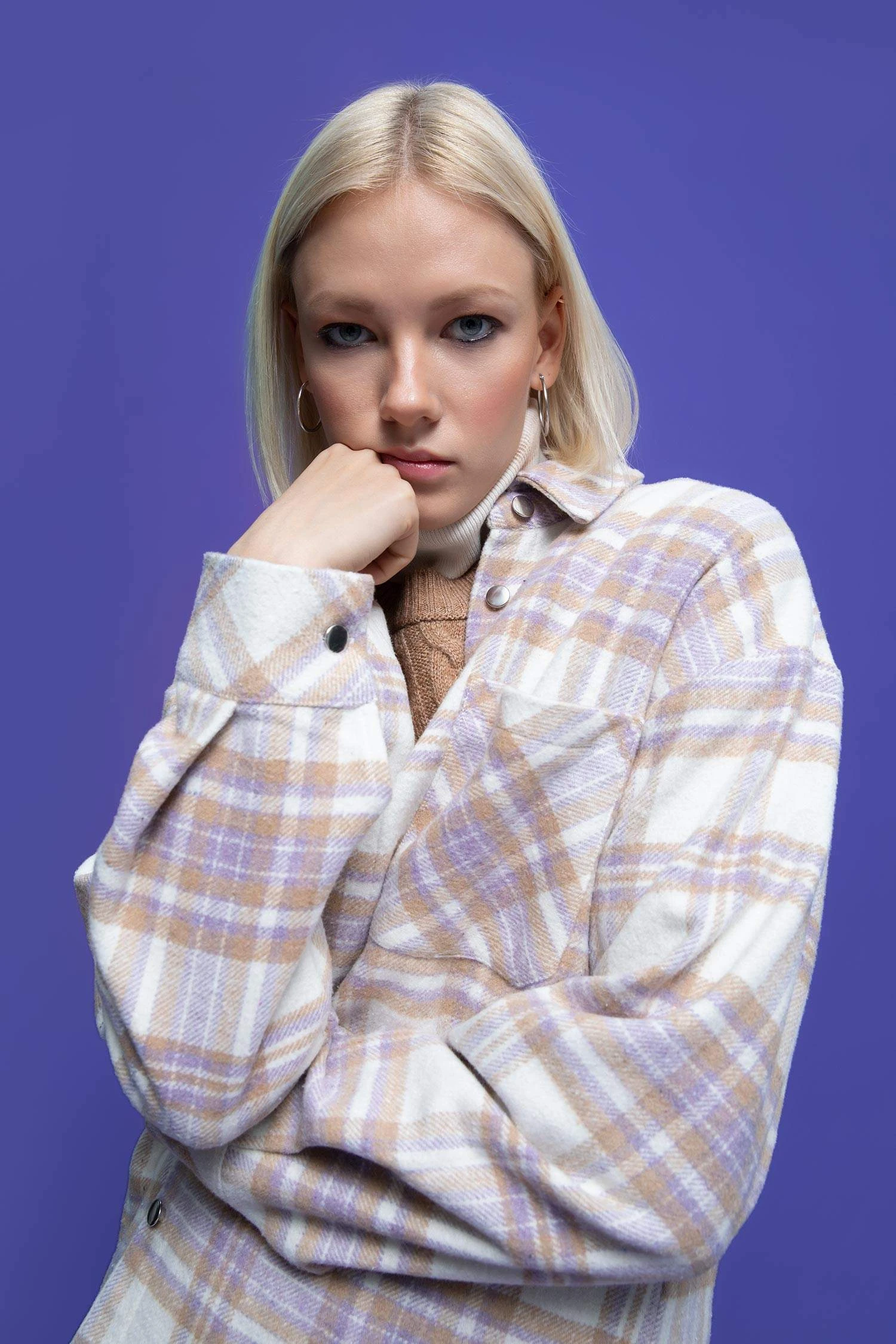 DeFacto Oversize Fit Retro Ekoseli Oduncu Gömlek Tunik 5 DeFacto Oversize Fit Retro Ekoseli Oduncu Gömlek Tunik – Bild 3