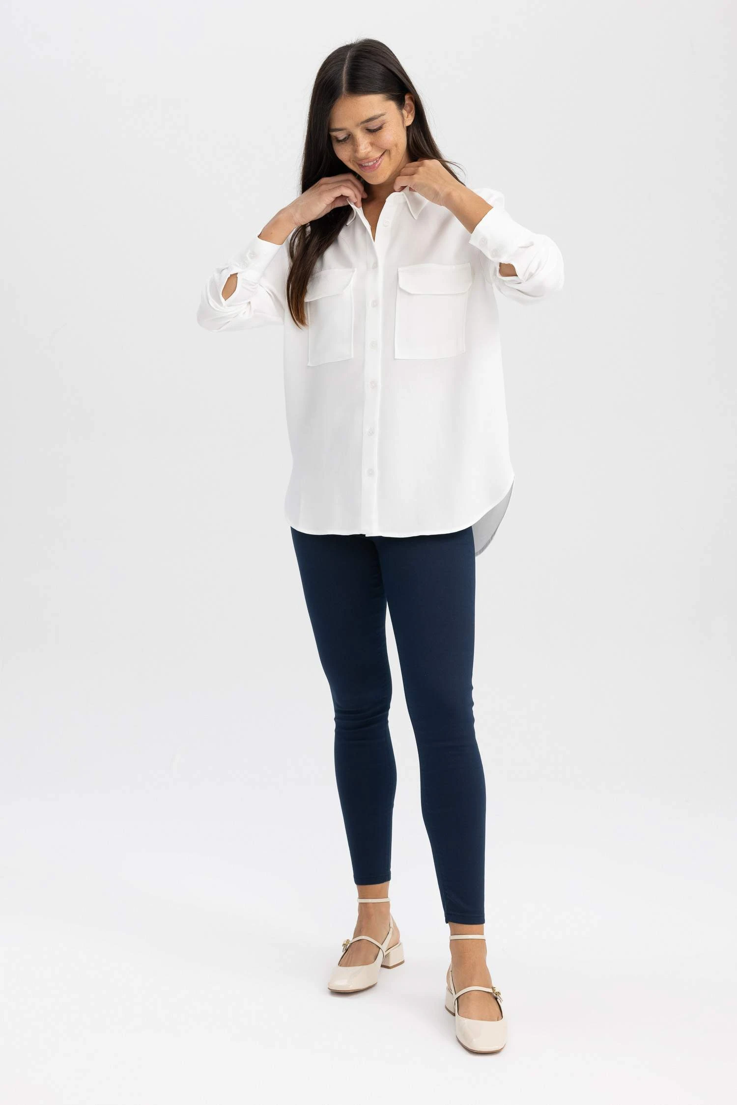 DeFacto Regular Fit Gömlek Yaka Dokulu Uzun Kollu Gömlek 4 DeFacto Regular Fit Gömlek Yaka Dokulu Uzun Kollu Gömlek – Bild 2