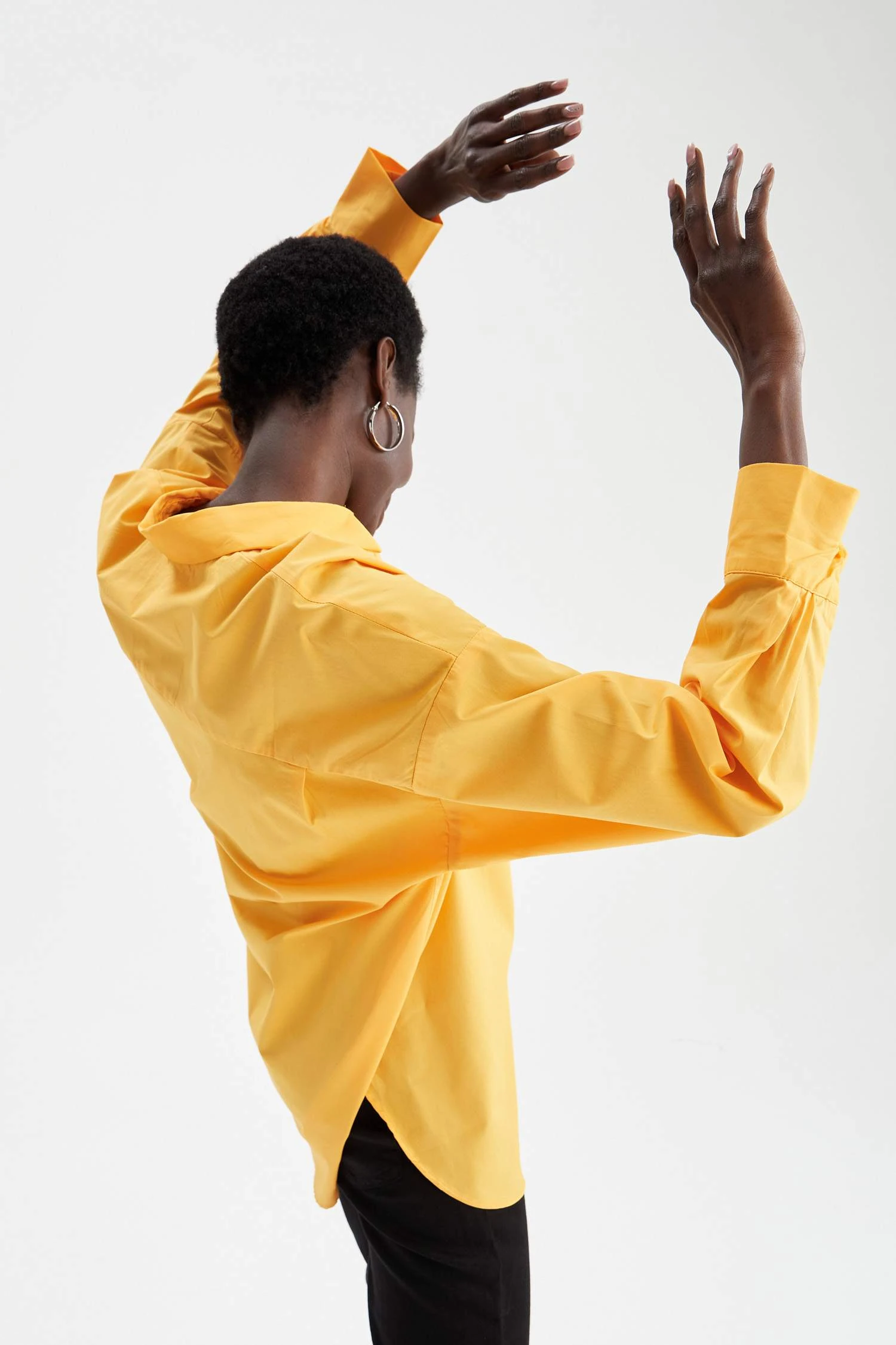 DeFacto Oversize Fit Uzun Kollu Poplin %100 Pamuk Gömlek 6 DeFacto Oversize Fit Uzun Kollu Poplin %100 Pamuk Gömlek – Bild 4