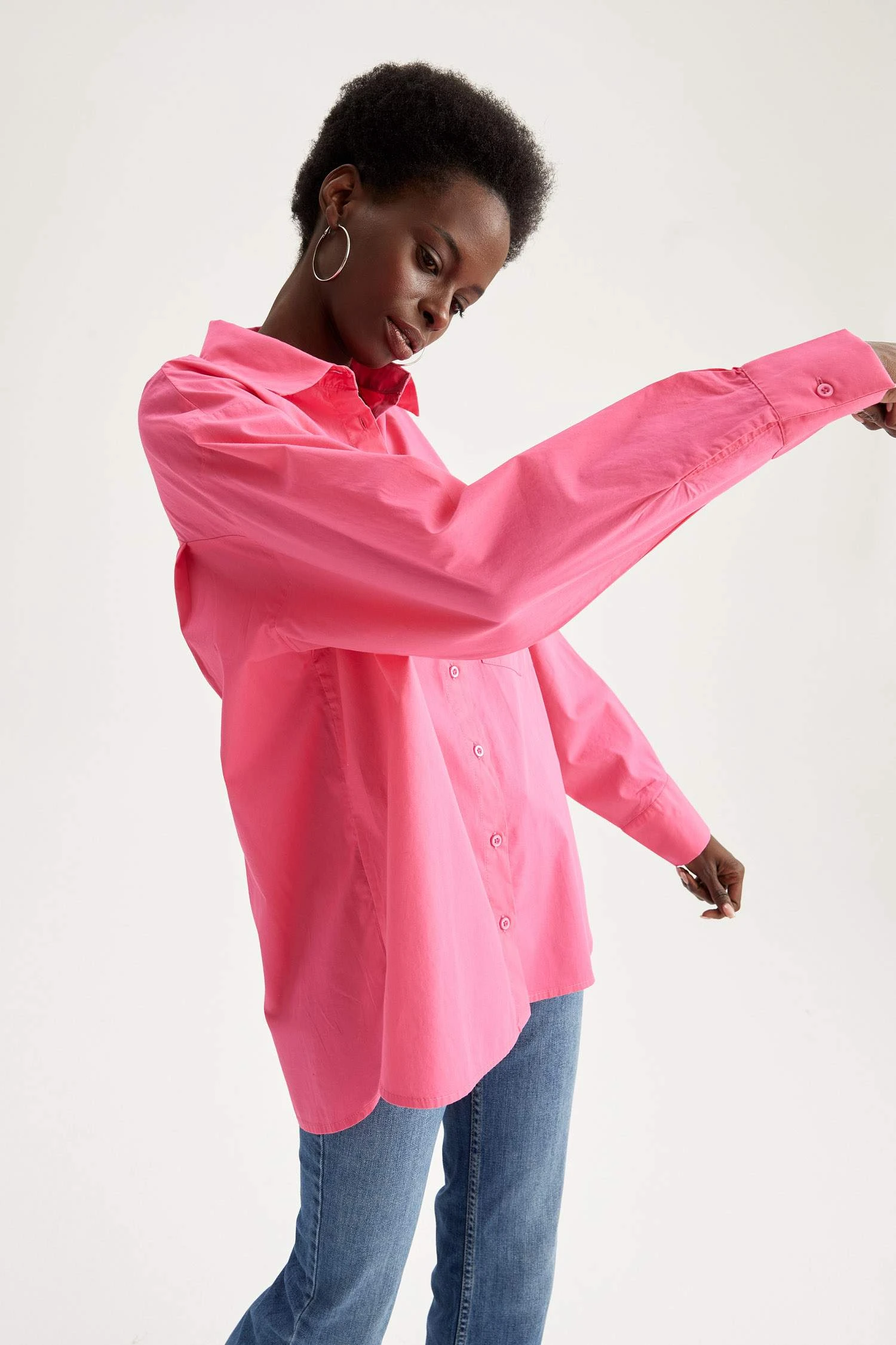 DeFacto Cepli Oversize Fit Poplin Gömlek %100 Pamuk Tunik 6 DeFacto Cepli Oversize Fit Poplin Gömlek %100 Pamuk Tunik – Bild 4