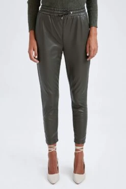 DeFacto Jogger Suni Deri Pantolon -Tunik Style V8072AZ 22WN KH197 03 01