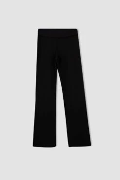 DeFactoFit Regular Fit Yüksek Bel Geniş Paça İçi Yumuşak Tüylü Warmtech Eşofman Altı -Tunik Style W0360AZ 22AU BK81 07 01