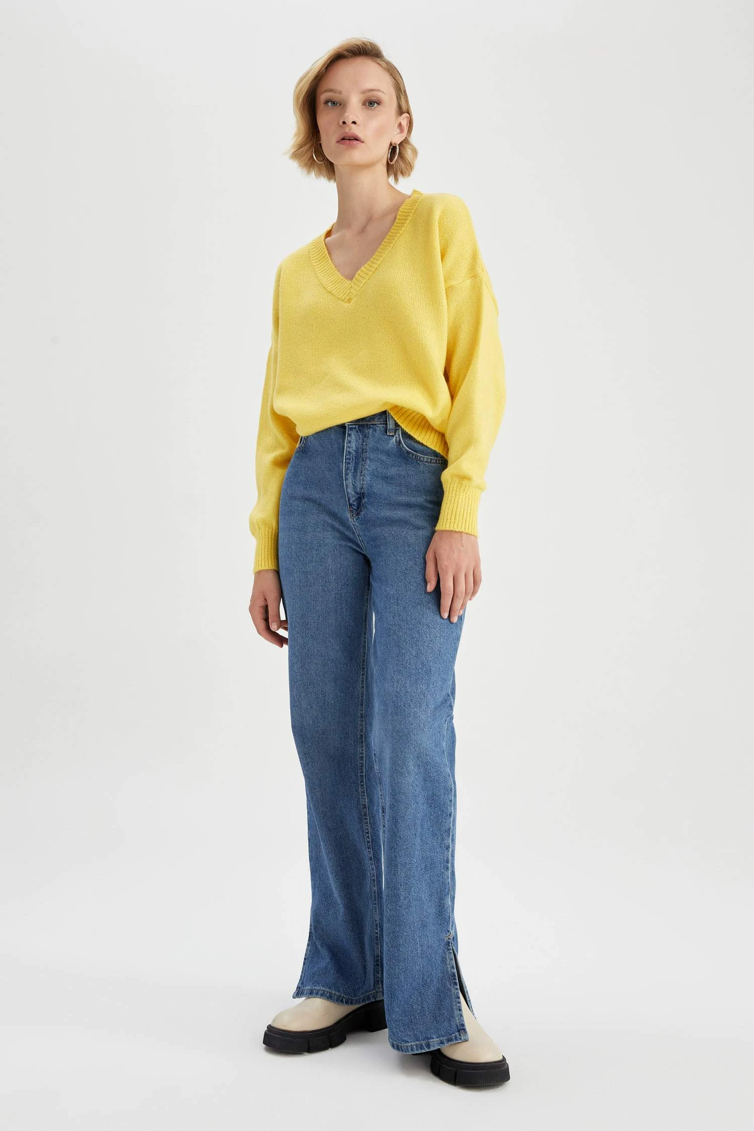 DeFacto Relax Fit V Yaka Kazak 4 DeFacto Relax Fit V Yaka Kazak – Bild 2