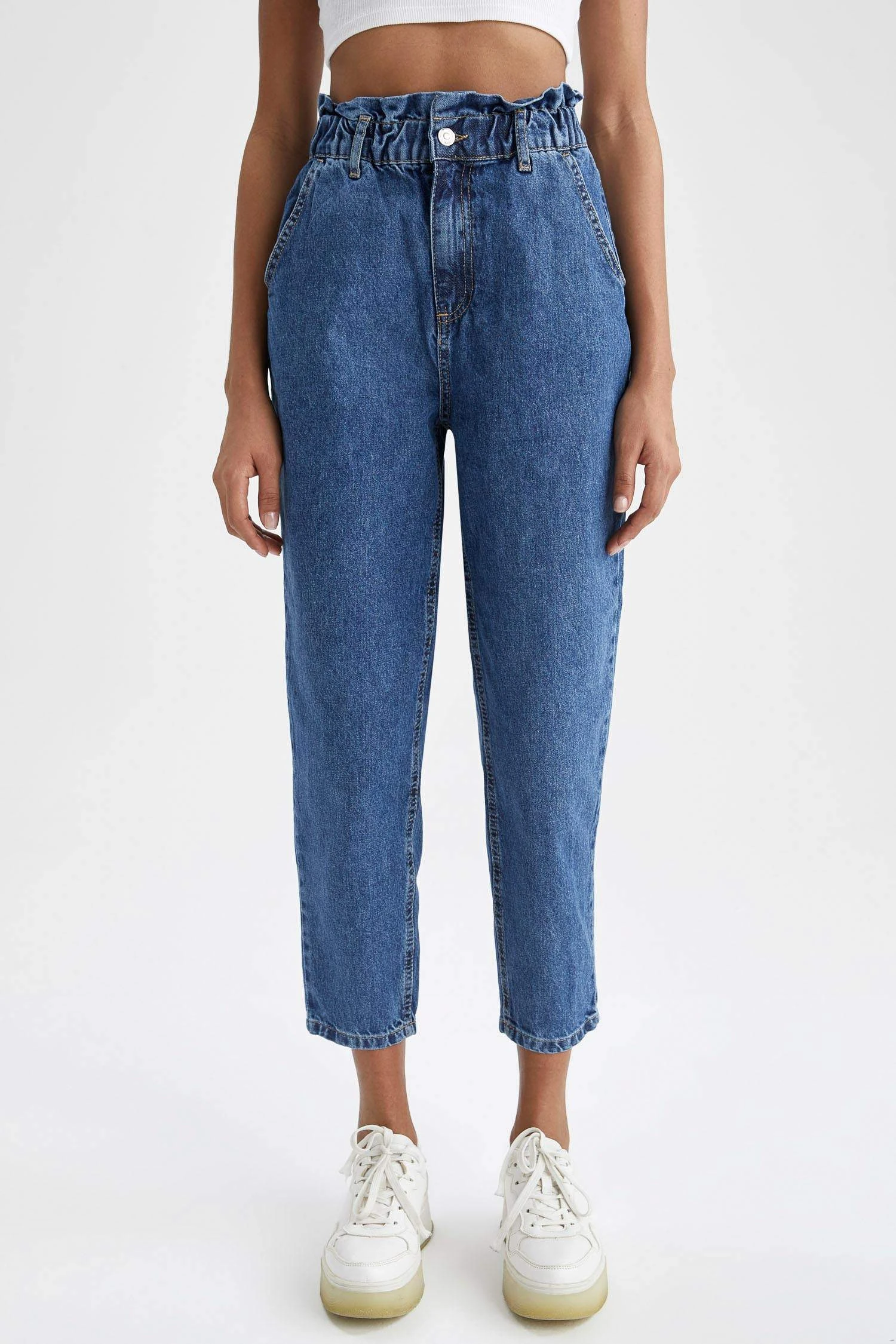 DeFacto Paperbag Yıkamalı Yüksek Bel Crop Jean %100 Pamuk Pantolon 3 DeFacto Paperbag Yıkamalı Yüksek Bel Crop Jean %100 Pamuk Pantolon