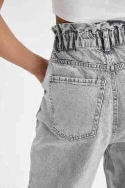 DeFacto Paperbag Fit Yüksek Bel Cropped Yıkamalı Jean %100 Pamuk Pantolon -Tunik Style X1171AZ 22SP NM55 05 02