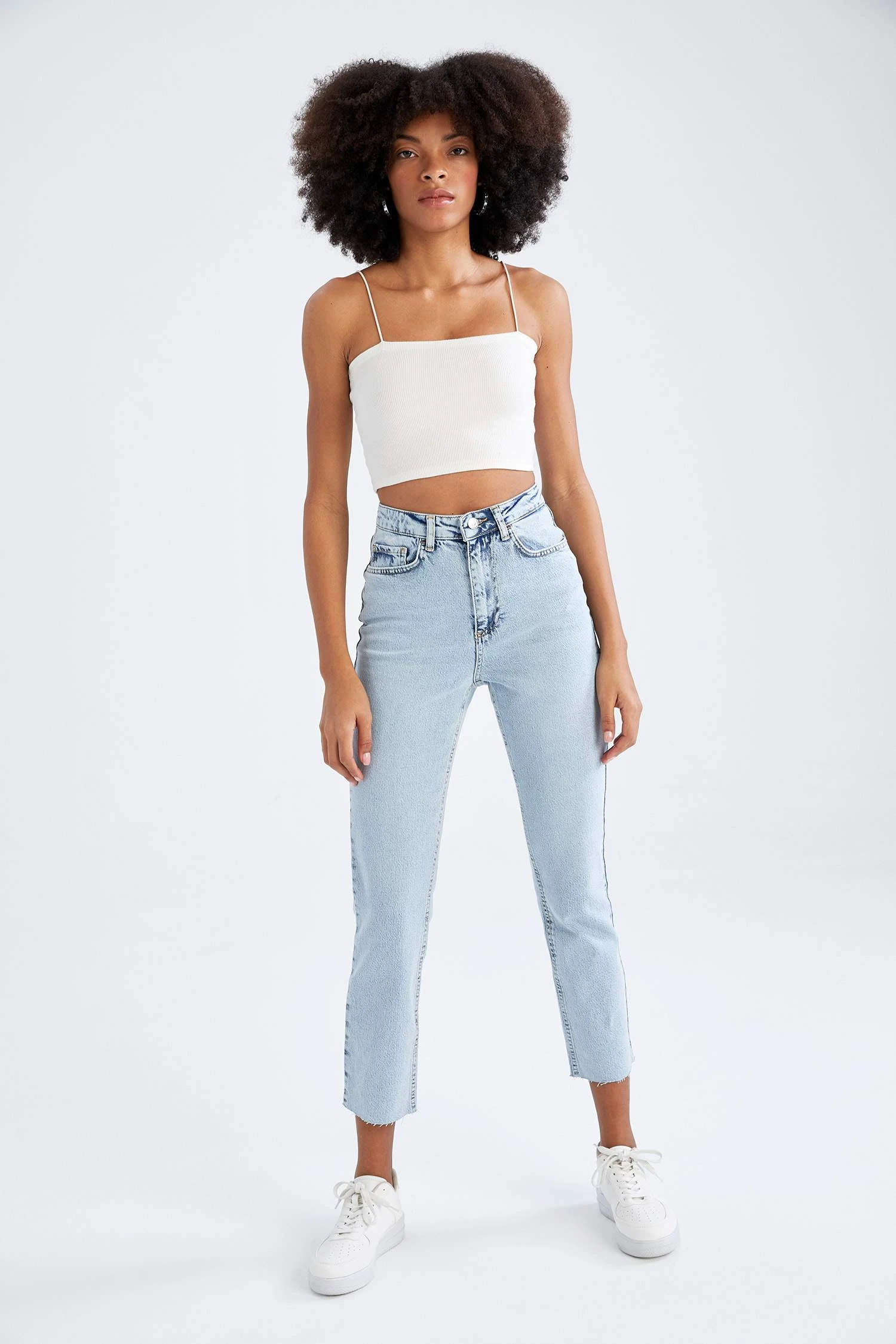 DeFacto Mary Straight Fit Yüksek Bel Jean Pantolon 5 DeFacto Mary Straight Fit Yüksek Bel Jean Pantolon – Bild 3