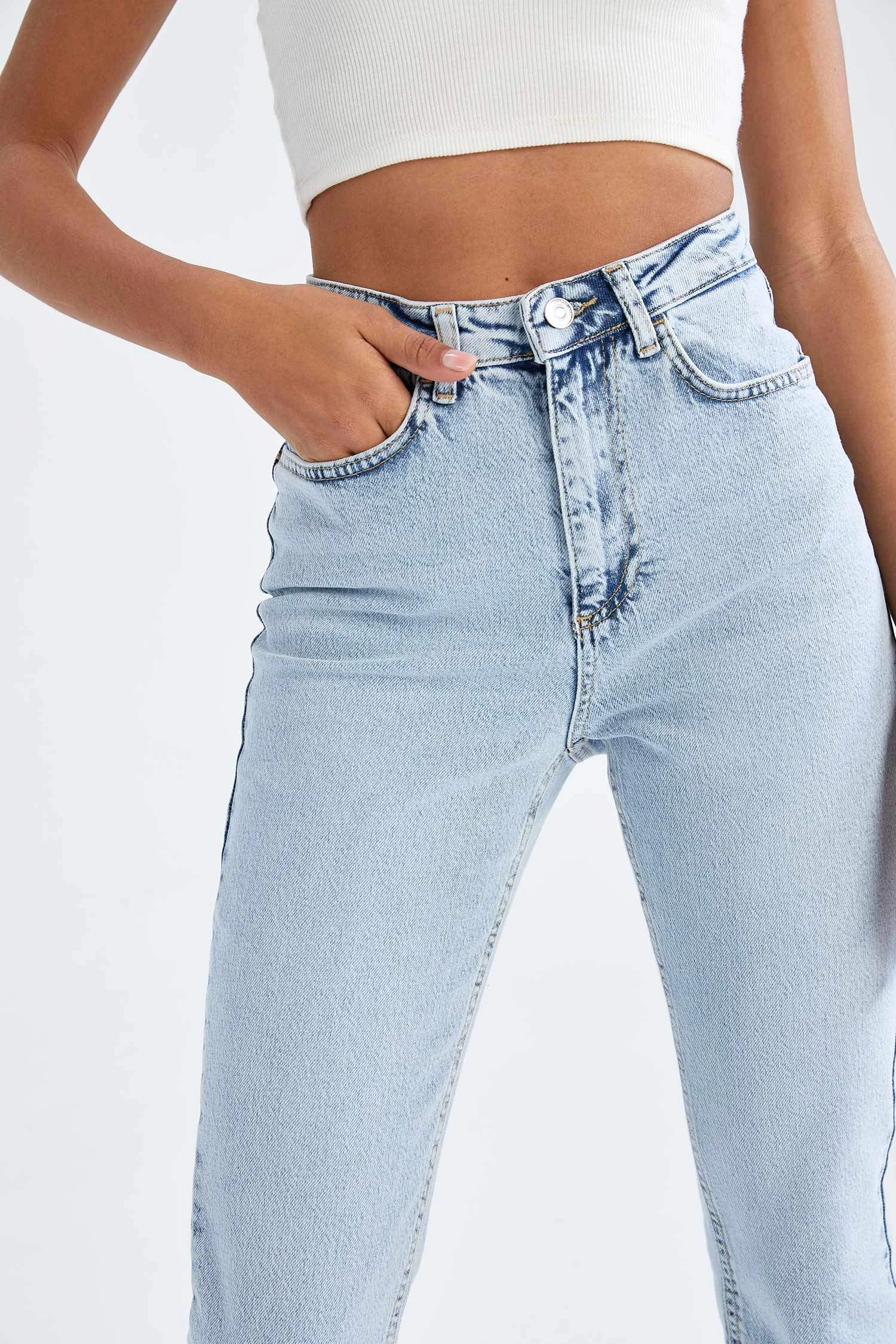 DeFacto Mary Straight Fit Yüksek Bel Jean Pantolon 7 DeFacto Mary Straight Fit Yüksek Bel Jean Pantolon – Bild 5