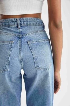 DeFacto Geniş Paça Yıkamalı Jean %100 Pamuk Pantolon -Tunik Style X3051AZ 22SP NM28 06 02