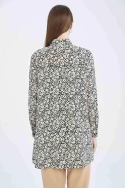 DeFacto Regular Fit Çiçek Desenli Uzun Kollu Gömlek Tunik -Tunik Style X3321AZ 22SM BK27 06 01