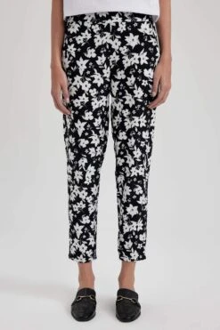 DeFacto Çiçek Desenli Keten Görünümlü Pantolon -Tunik Style X3471AZ 23SM BK81 04 01