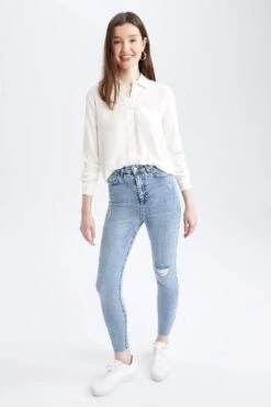 DeFacto Anna Super Skinny Fit Yüksek Bel Yırtık Detaylı Jean Pantolon -Tunik Style X7308AZ 22SP NM39 03 01