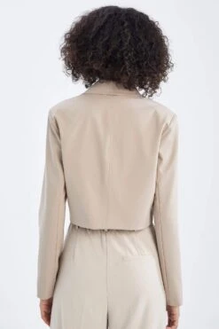 DeFacto Düğmeli Crop Blazer Ceket -Tunik Style X7419AZ 22SP BG130 04 03