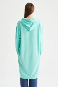 DeFacto Oversize Fit Kapüşonlu Kanguru Cepli Sweatshirt Tunik -Tunik Style X7946AZ 22SM TR219 09 02