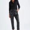 DeFacto Jogger Yüksek Bel Cepli Suni Deri Pantolon 1 DeFacto Jogger Yüksek Bel Cepli Suni Deri Pantolon -Tunik Style X8320AZ 22WN BK27 01 01