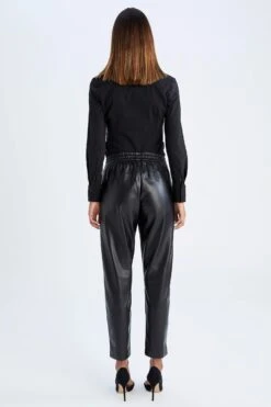DeFacto Jogger Yüksek Bel Cepli Suni Deri Pantolon -Tunik Style X8320AZ 22WN BK27 05 01