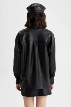 DeFacto Oversize Fit Gömlek Yaka Suni Deri Uzun Kollu Gömlek -Tunik Style X9264AZ 23SP BK27 07 01