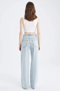 DeFacto Geniş Paça Yüksek Bel Paça Ucu Kesik Detaylı Jean %100 Pamuk Pantolon -Tunik Style Y0082AZ 22SM NM39 07 01