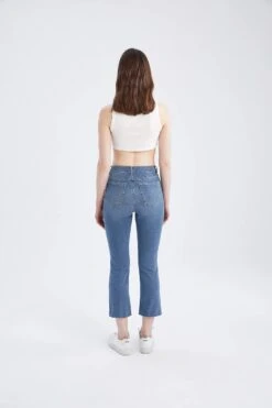DeFacto İspanyol Paça Yüksek Bel Paça Ucu Kesik Jean Pantolon -Tunik Style Y0089AZ 22SM NM28 06 01