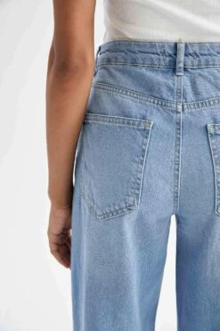 DeFacto Geniş Paça Düşük Bel Jean %100 Pamuk Pantolon -Tunik Style Y2684AZ 22HS NM39 06 02