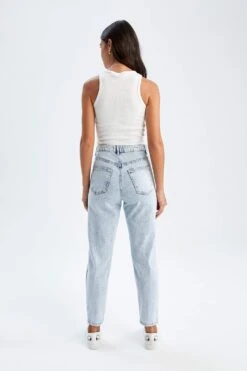 DeFacto Mom Fit Yüksek Bel Jean %100 Pamuk Pantolon -Tunik Style Y3326AZ 22HS NM39 06 01