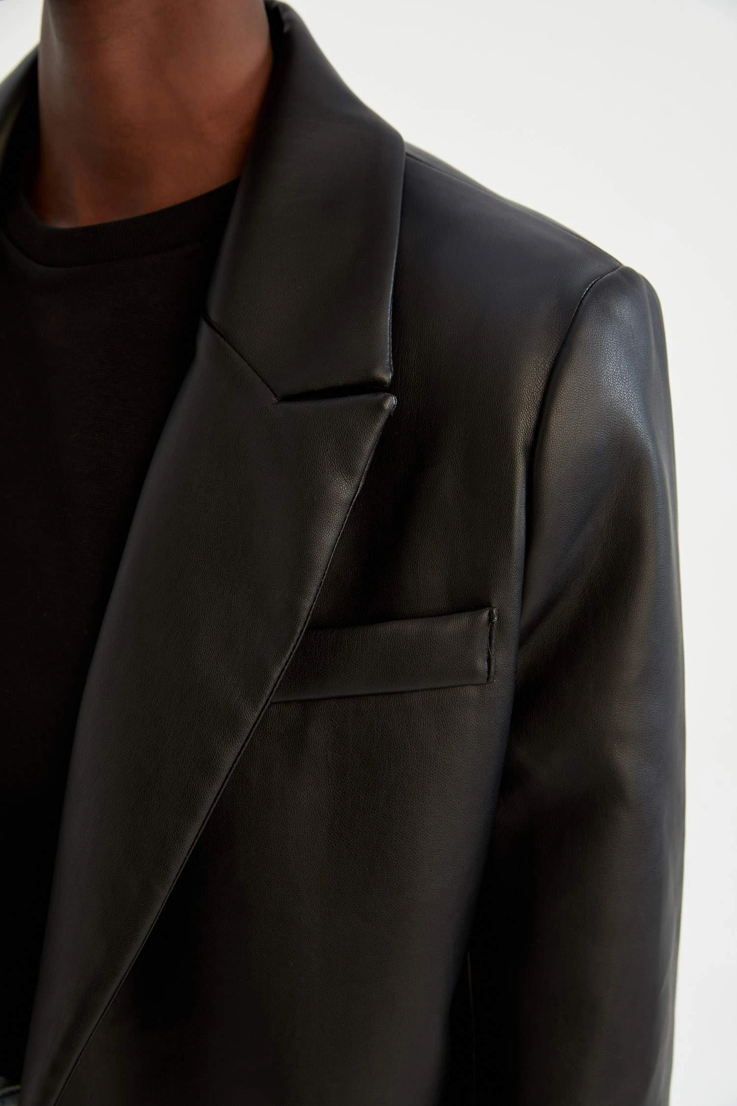 DeFacto Regular Fit Suni Deri Blazer Ceket 6 DeFacto Regular Fit Suni Deri Blazer Ceket – Bild 4