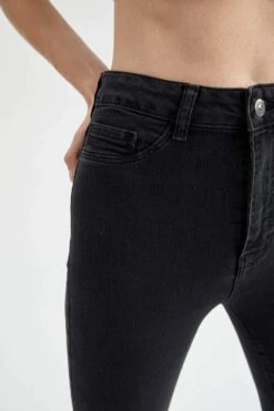 DeFacto Super Skinny Jegging Fit Yüksek Bel Jean Pantolon -Tunik Style Y7204AZ 22AU NM36 06 02