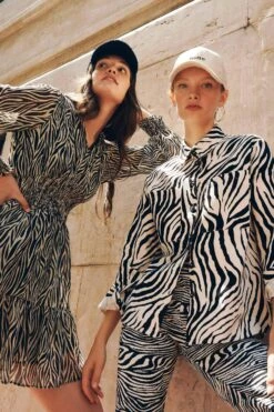 DeFacto Oversize Fit Gabardin Uzun Kollu %100 Pamuk Gömlek