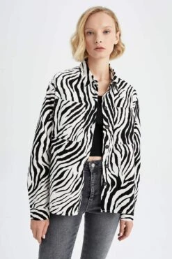 DeFacto Oversize Fit Gabardin Uzun Kollu %100 Pamuk Gömlek -Tunik Style Y7519AZ 22AU BK81 06 02