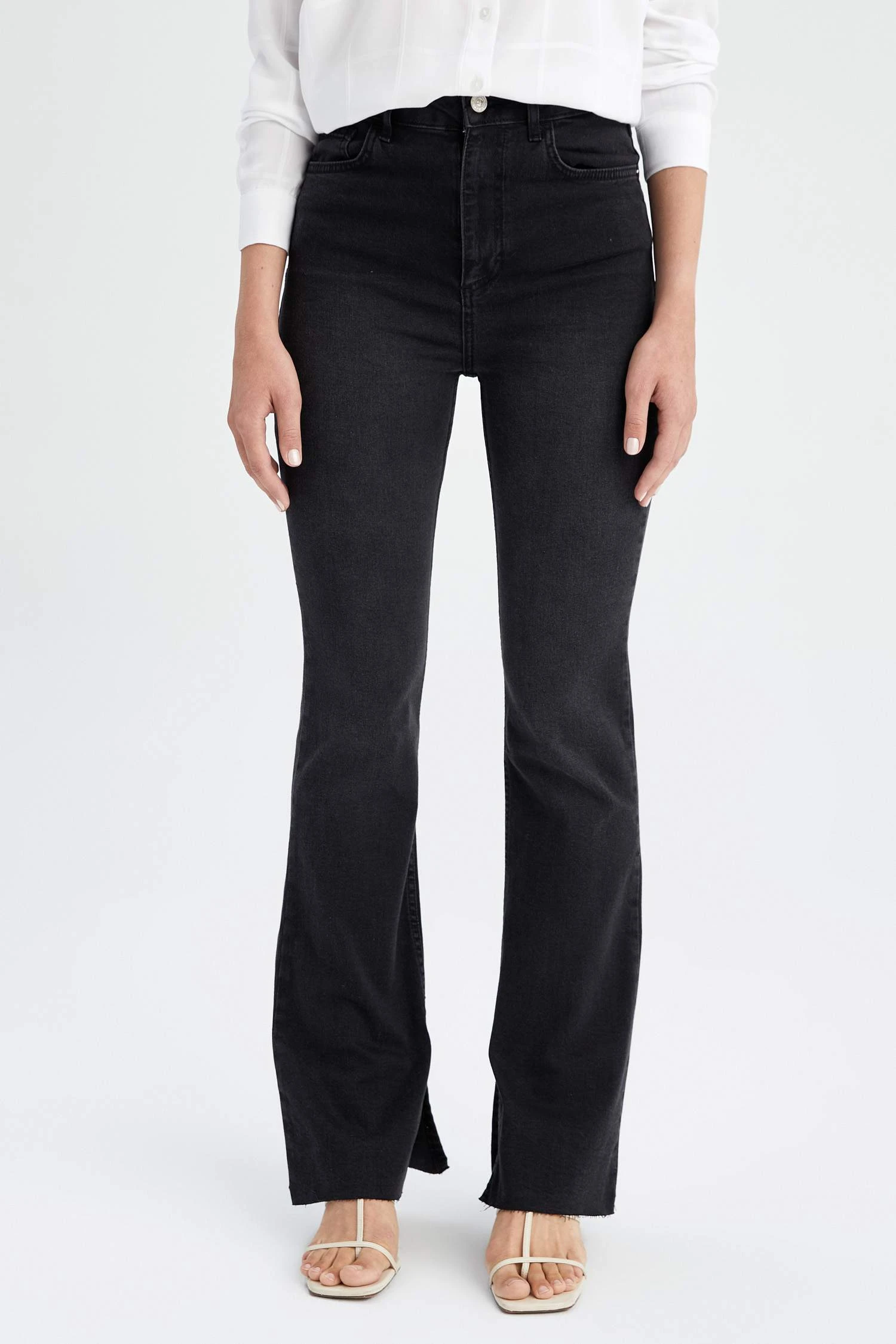 DeFacto Paça Ucu Kesik Ekstra Uzun Jean Pantolon 3 DeFacto Paça Ucu Kesik Ekstra Uzun Jean Pantolon