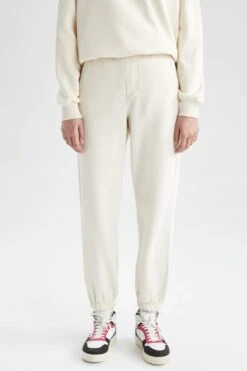 DeFactoFit Oversize Fit Jogger Eşofman Altı 12 DeFactoFit Oversize Fit Jogger Eşofman Altı -Tunik Style Y9587AZ 22AU BG662 05 03