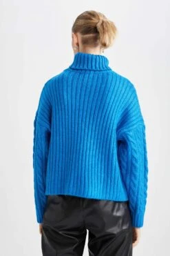 DeFacto Regular Fit Balıkçı Yaka Triko Kazak -Tunik Style Z0659AZ 22WN BE424 06 01